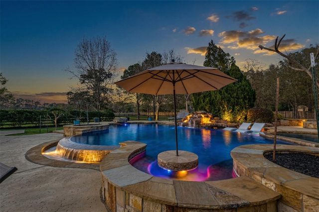 12718 Hunters Canyon Lane, Cypress, TX 77429