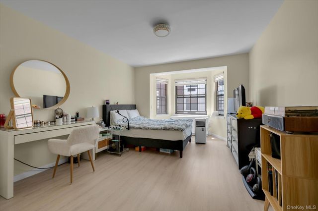 16314 71st Avenue 172, Fresh Meadows, NY 11365