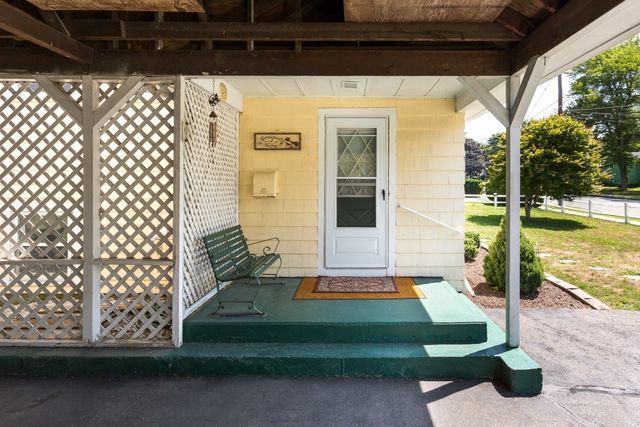 4 Southgate Rd, Franklin, MA 02038