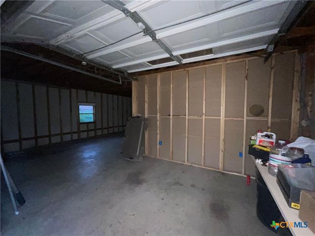 222 York Street, Yorktown, TX 78164