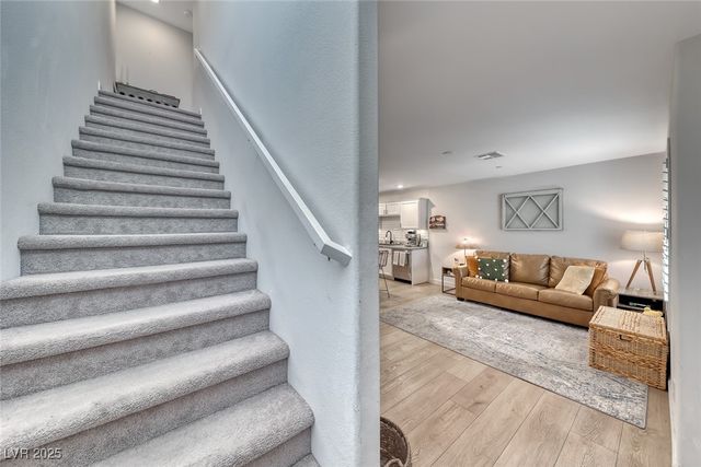 719 Pickled Pepper Place, Henderson, NV 89011