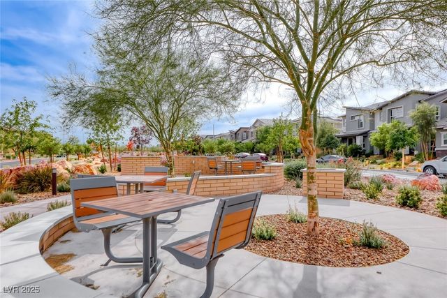 719 Pickled Pepper Place, Henderson, NV 89011