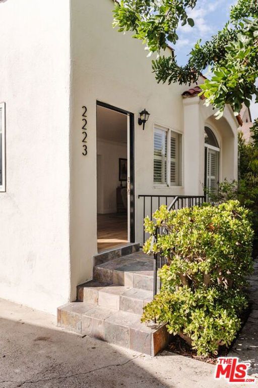 2223 Alsace Avenue, Los Angeles, CA 90016 — photo 4