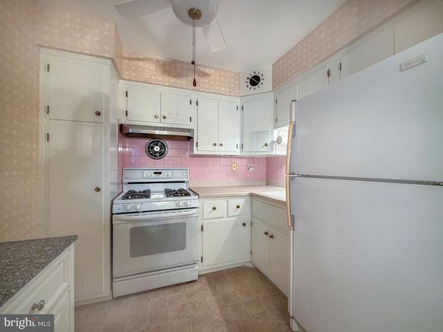 347 BEVERLY BLVD, Upper Darby, PA 19082