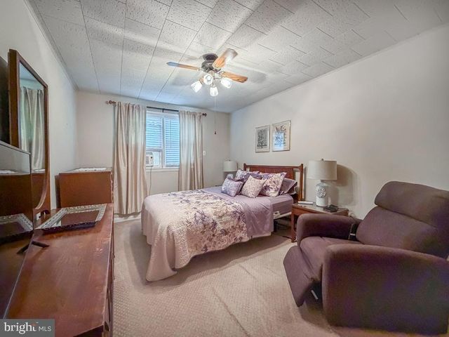 347 BEVERLY BLVD, Upper Darby, PA 19082