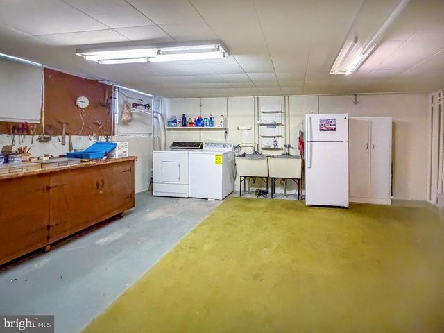 347 BEVERLY BLVD, Upper Darby, PA 19082