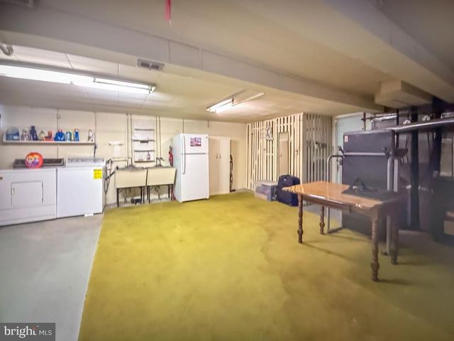 347 BEVERLY BLVD, Upper Darby, PA 19082