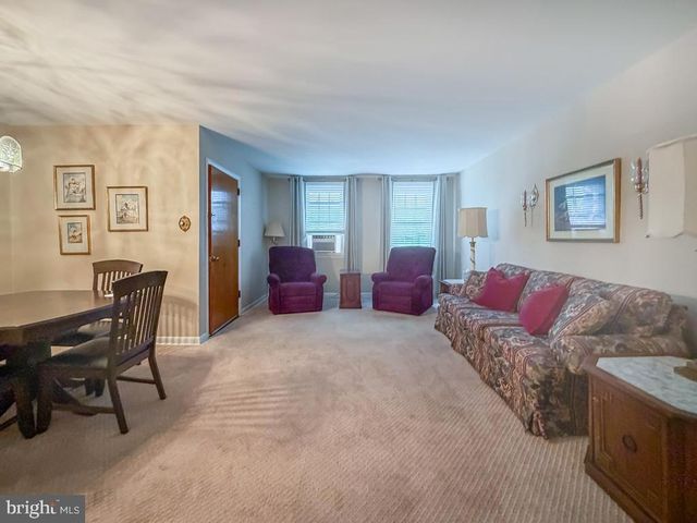 347 BEVERLY BLVD, Upper Darby, PA 19082
