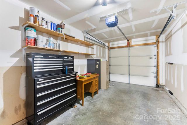 9977 Reindeer Way Lane, Charlotte, NC 28216