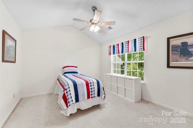 9977 Reindeer Way Lane, Charlotte, NC 28216