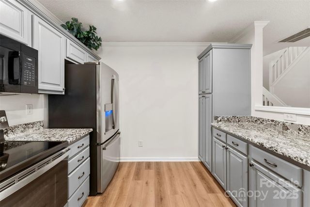 9977 Reindeer Way Lane, Charlotte, NC 28216