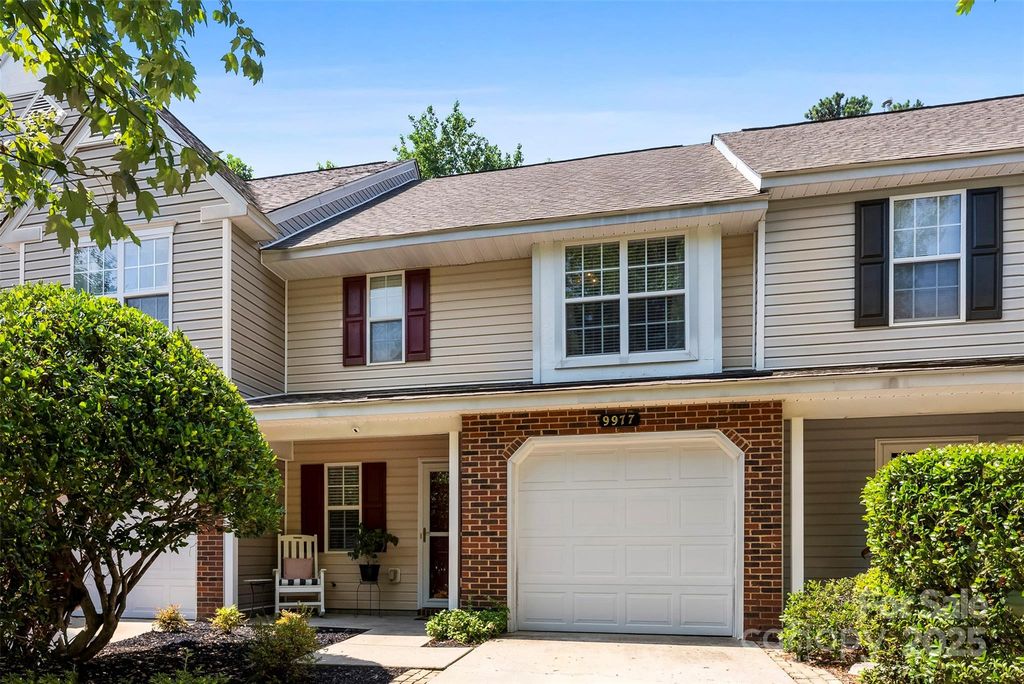 9977 Reindeer Way Lane, Charlotte, NC 28216