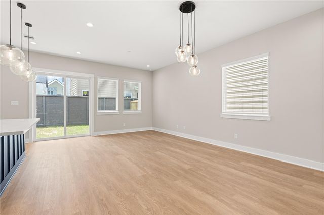 5915 Wheatley Hollow Lane, Houston, TX 77091