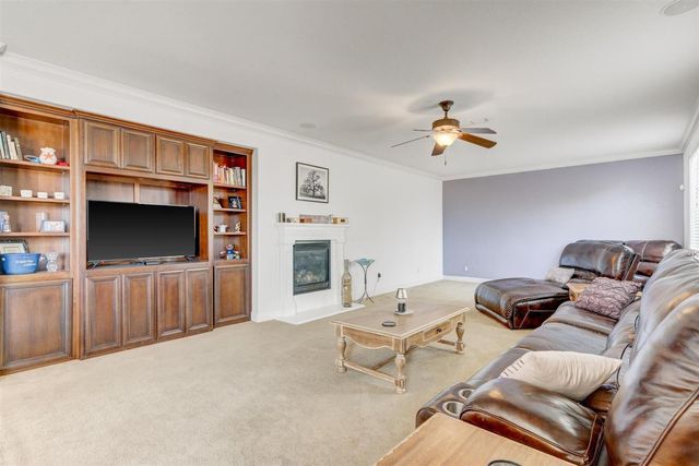 4035 Eugene Dr, Olivehurst, CA 95961