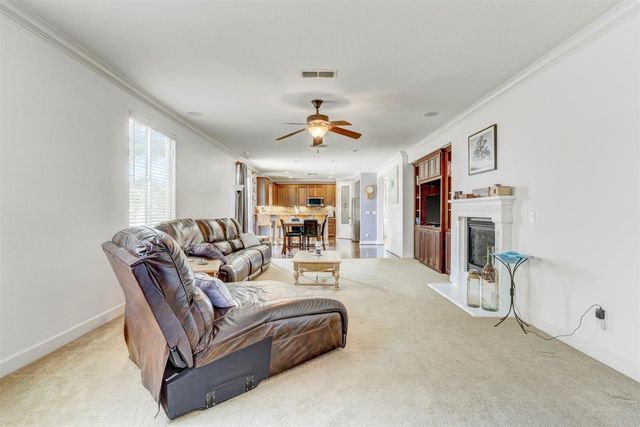 4035 Eugene Dr, Olivehurst, CA 95961