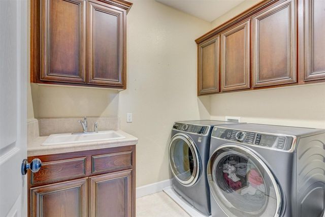 4035 Eugene Dr, Olivehurst, CA 95961