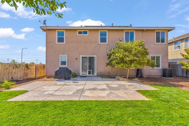 4035 Eugene Dr, Olivehurst, CA 95961