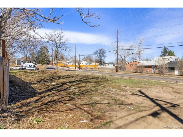 990 King St, Denver, CO 80204