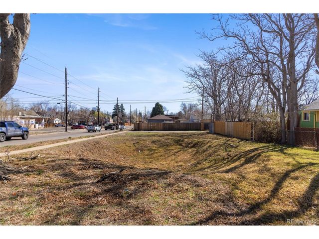 990 King St, Denver, CO 80204