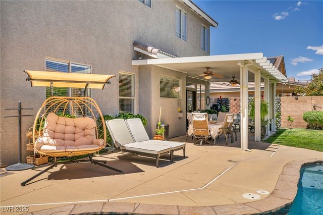 10662 Bonchester Hill Street, Las Vegas, NV 89141