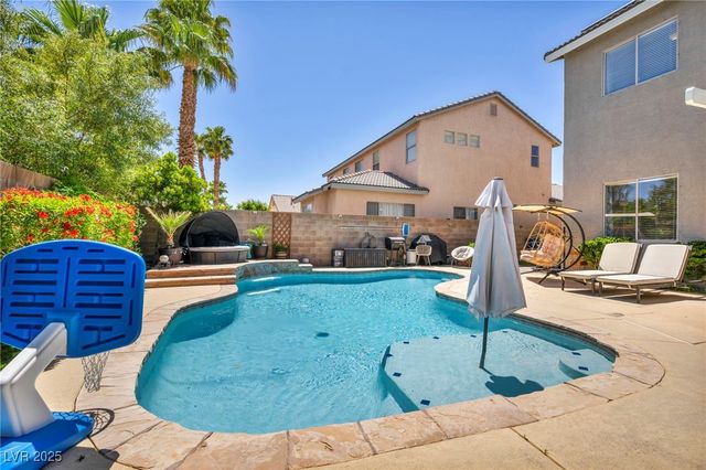 10662 Bonchester Hill Street, Las Vegas, NV 89141