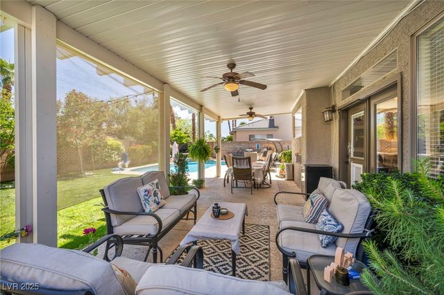 10662 Bonchester Hill Street, Las Vegas, NV 89141