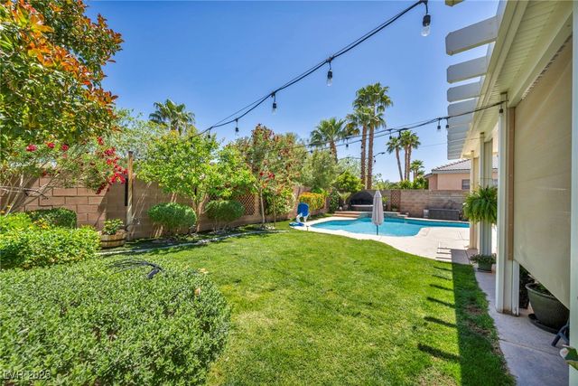 10662 Bonchester Hill Street, Las Vegas, NV 89141