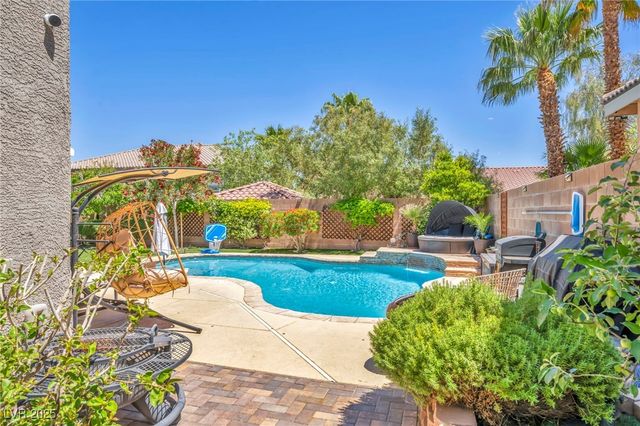 10662 Bonchester Hill Street, Las Vegas, NV 89141