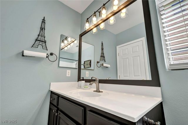 10662 Bonchester Hill Street, Las Vegas, NV 89141