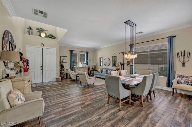 10662 Bonchester Hill Street, Las Vegas, NV 89141