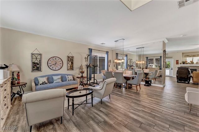 10662 Bonchester Hill Street, Las Vegas, NV 89141