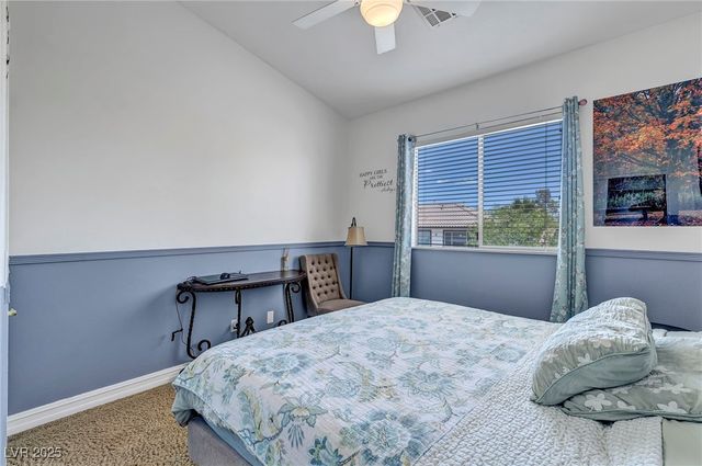 10662 Bonchester Hill Street, Las Vegas, NV 89141