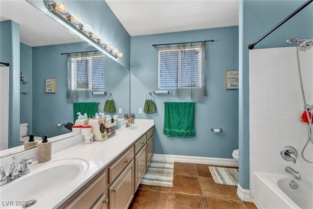 10662 Bonchester Hill Street, Las Vegas, NV 89141