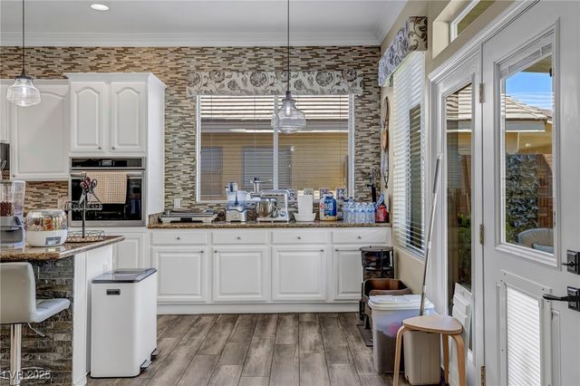 10662 Bonchester Hill Street, Las Vegas, NV 89141