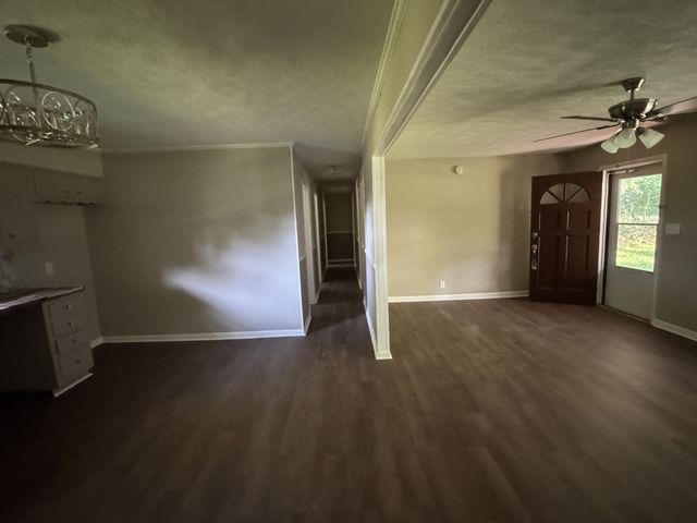 2385 Midway Rd, Smithville, TN 37166