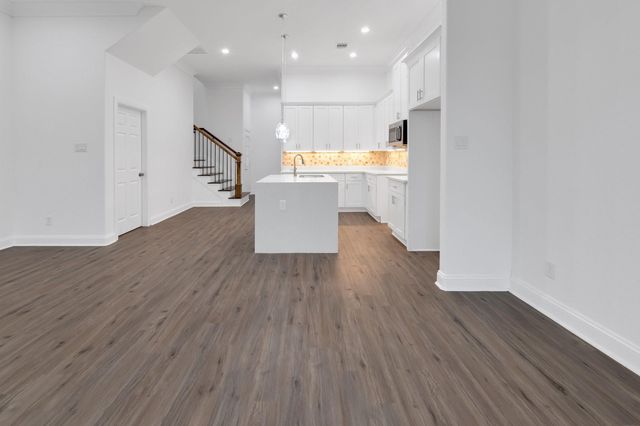 7315 Iwo Jima Road A, Houston, TX 77033