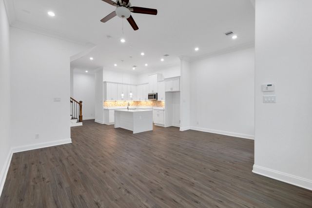 7315 Iwo Jima Road A, Houston, TX 77033
