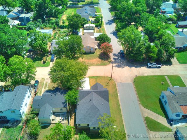448 S Quebec Avenue, Tulsa, OK 74112