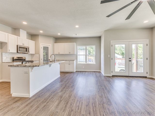 448 S Quebec Avenue, Tulsa, OK 74112