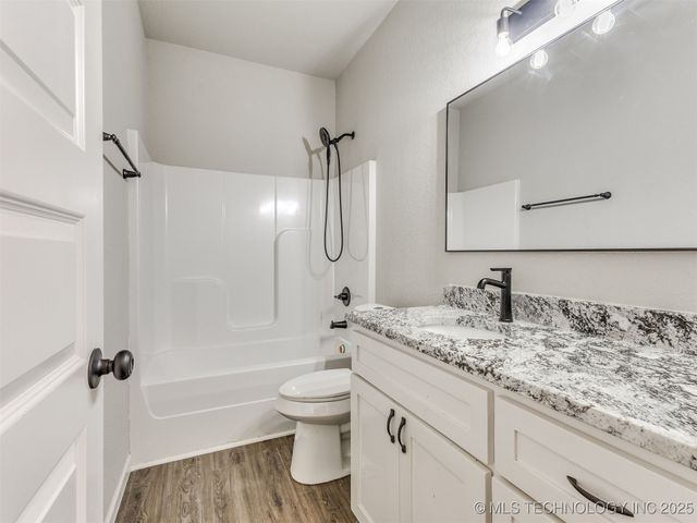 448 S Quebec Avenue, Tulsa, OK 74112