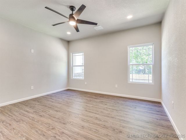 448 S Quebec Avenue, Tulsa, OK 74112