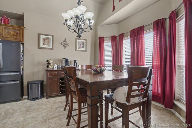 1640 E Boston Court, Broken Arrow, OK 74012