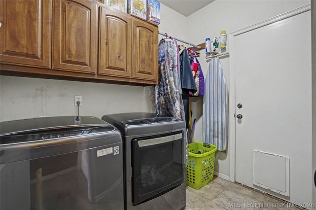 1640 E Boston Court, Broken Arrow, OK 74012