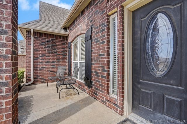 1640 E Boston Court, Broken Arrow, OK 74012