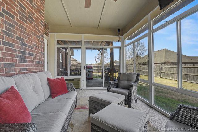 1640 E Boston Court, Broken Arrow, OK 74012