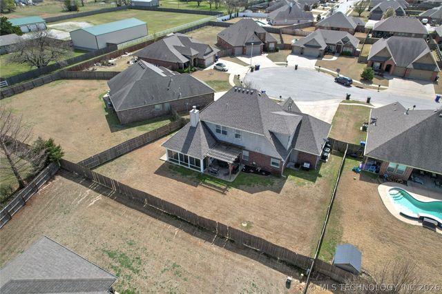 1640 E Boston Court, Broken Arrow, OK 74012