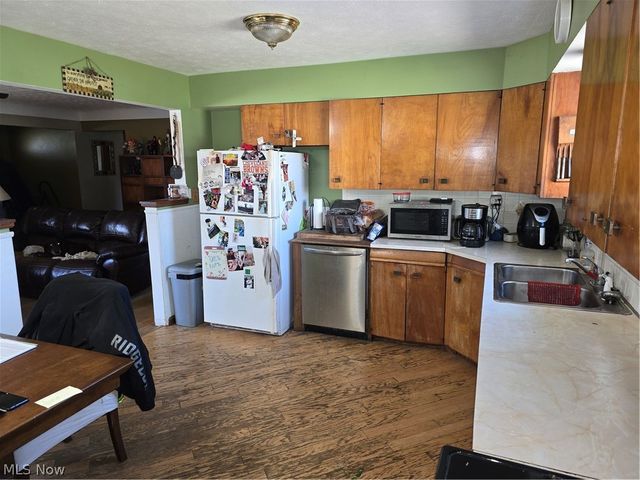 3448 Akins Road, North Royalton, OH 44133