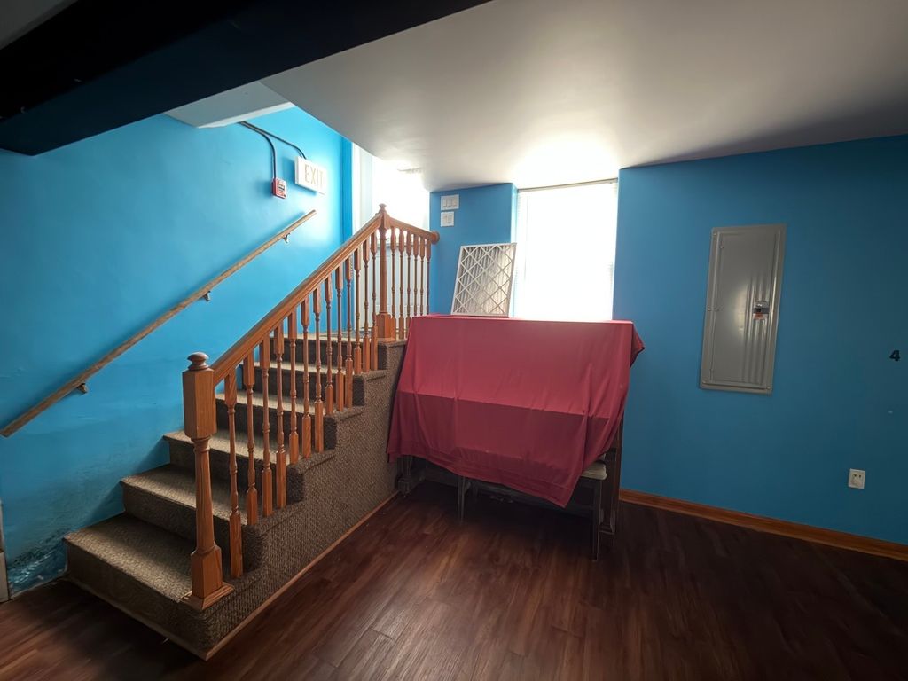 Image 13 of property listing at 101 W Hardin Street, Centralia, IL 62801