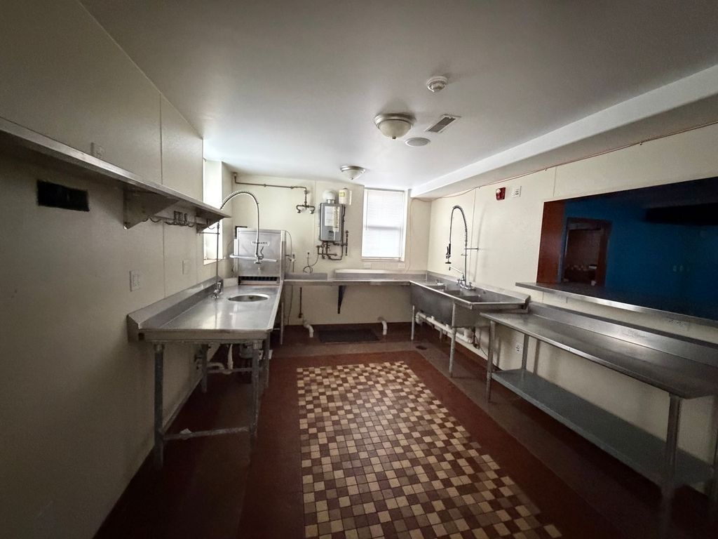 Image 10 of property listing at 101 W Hardin Street, Centralia, IL 62801