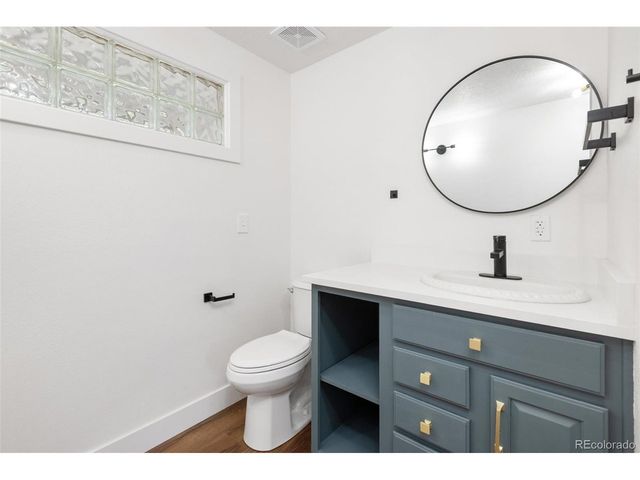 300 Piney Pt, Woodland Park, CO 80863